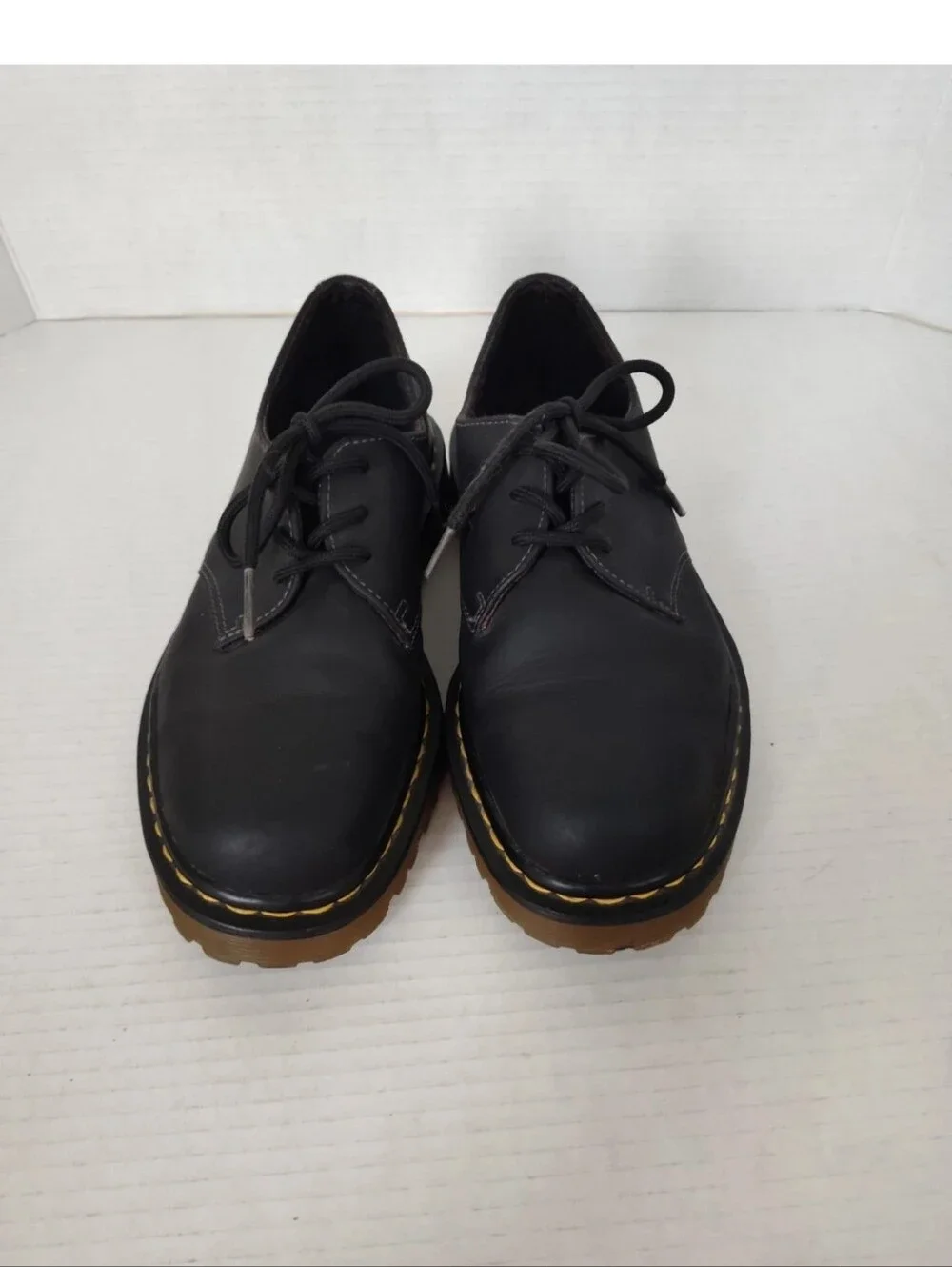 Dr. Martens Women's Matte Black Leather Lace-Up Oxford Shoes Size 7 Gillian